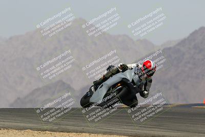 media/Apr-10-2022-SoCal Trackdays (Sun) [[f104b12566]]/Turn 9 (130pm)/